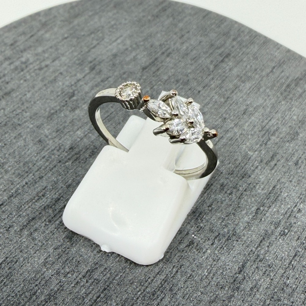 Y2K Silver Tone Marquise Cluster Open Ring Delicate Adjustable Band Jewelry Gift